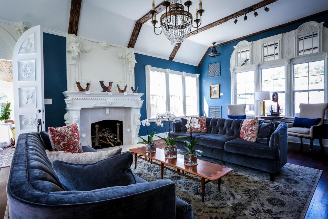 The Kenwood Gables Bed & Breakfast Сейнт Питърсбърг Екстериор снимка